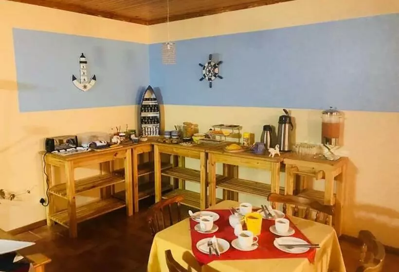 هتل Zur Waterkant Guesthouse