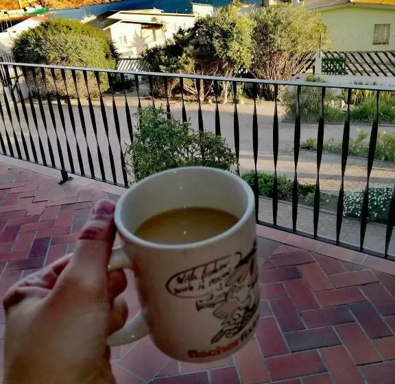 هتل Zur Waterkant Guesthouse