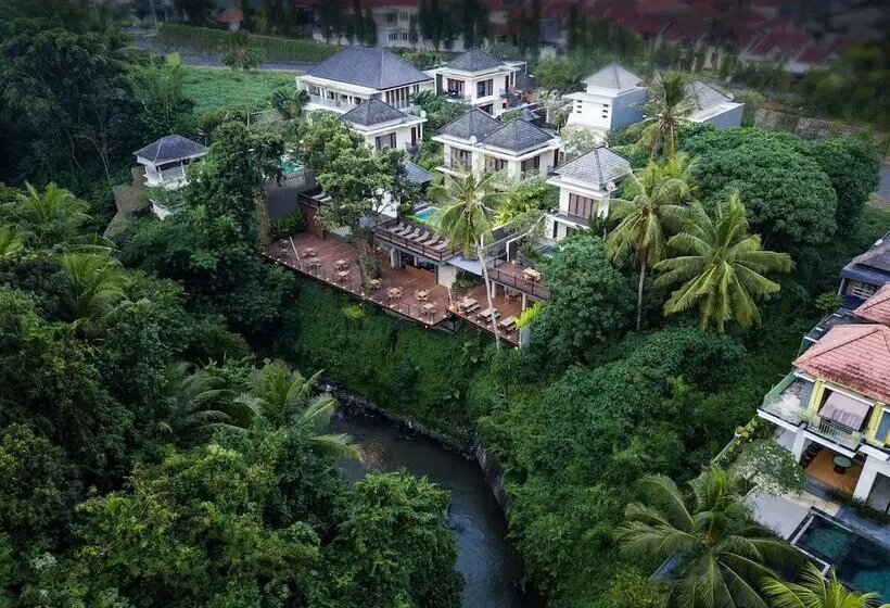 ホテル Annupuri Villas Bali