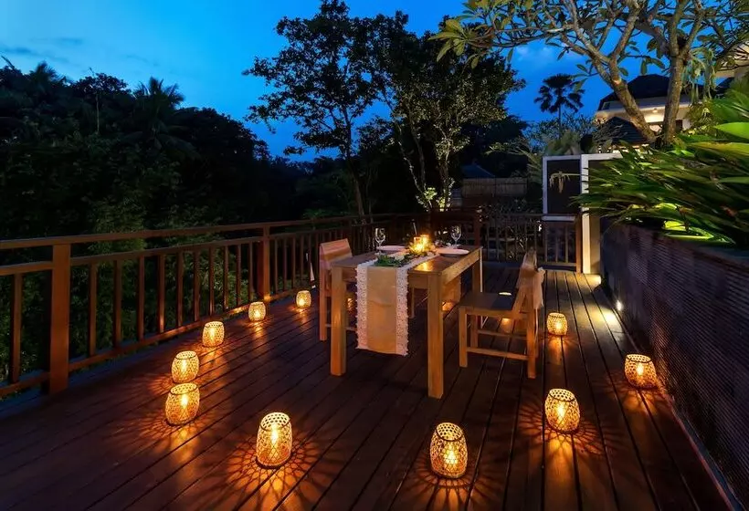 ホテル Annupuri Villas Bali