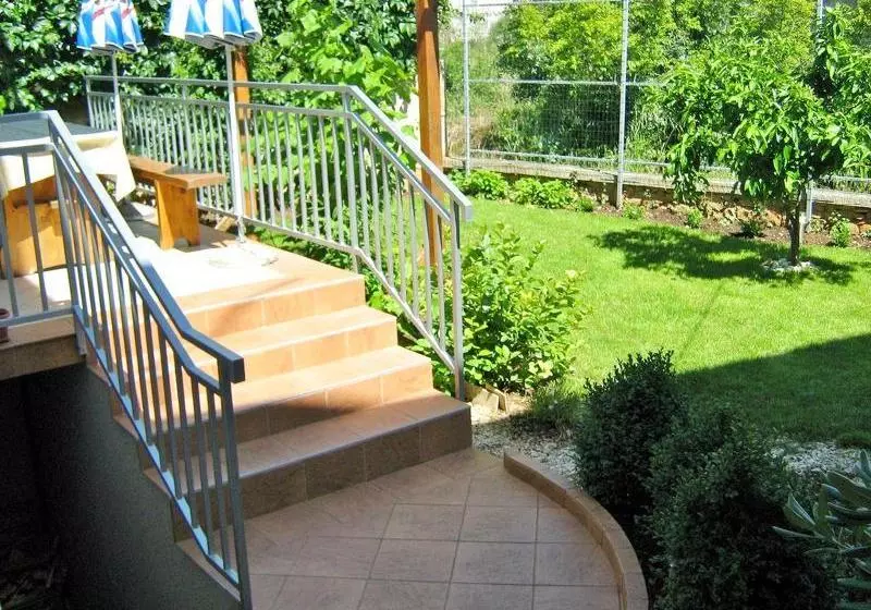 هتل Apartments Marica