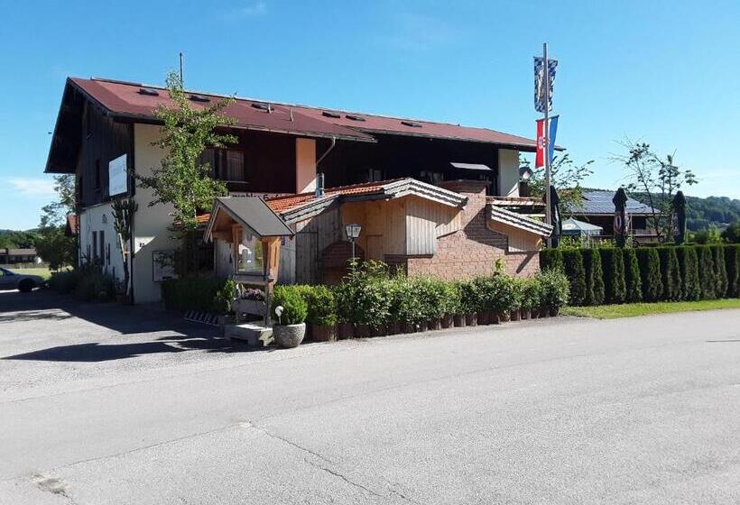 Hotelli Mühlwinkler Hof