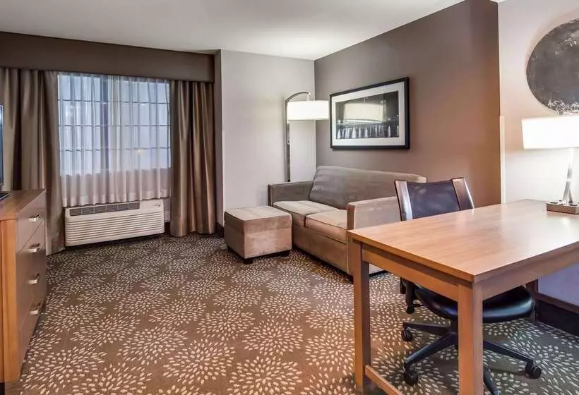בית מלון כפרי Best Western Plus Spokane North
