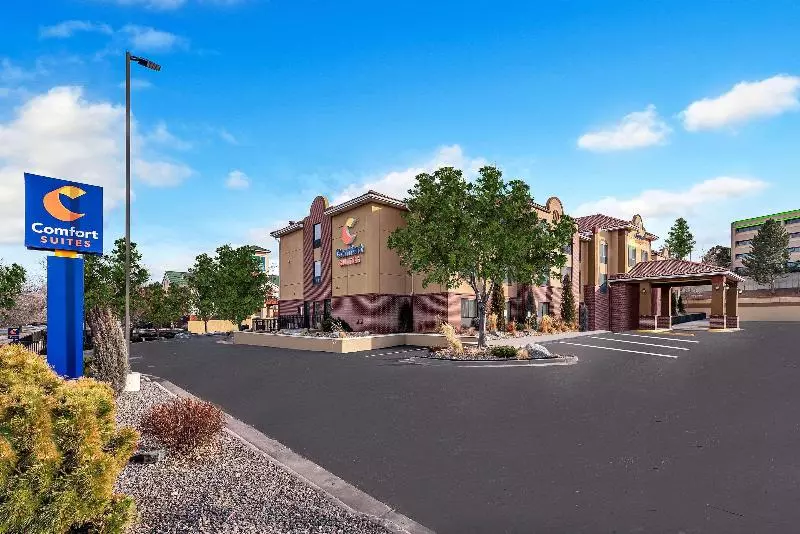 Отель Comfort Suites Lakewood Denver