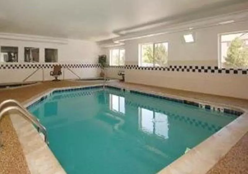 Отель Comfort Suites Lakewood Denver