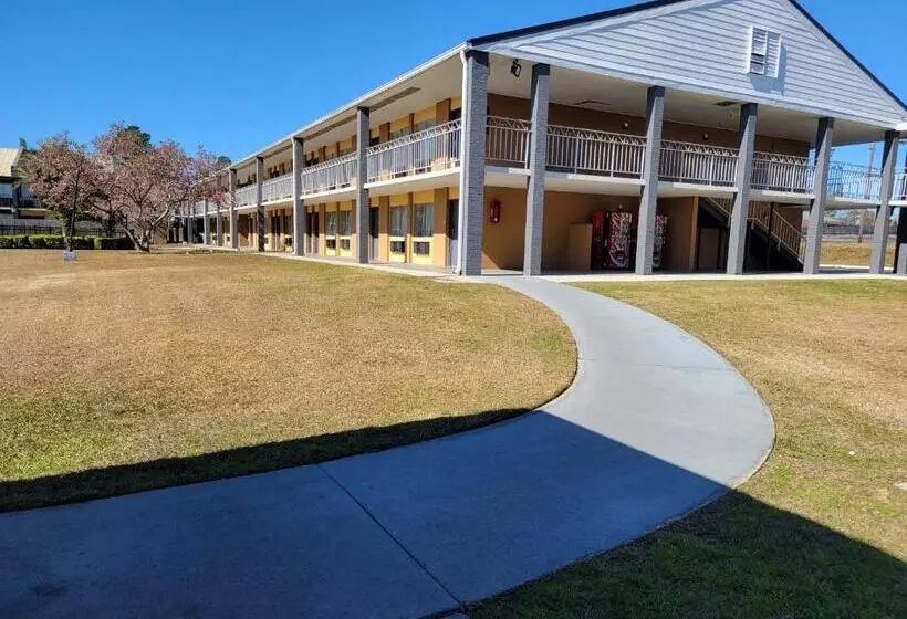 فندق Days Inn By Wyndham Dothan