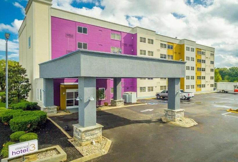 District 3 Hotel, Ascend Hotel Collection