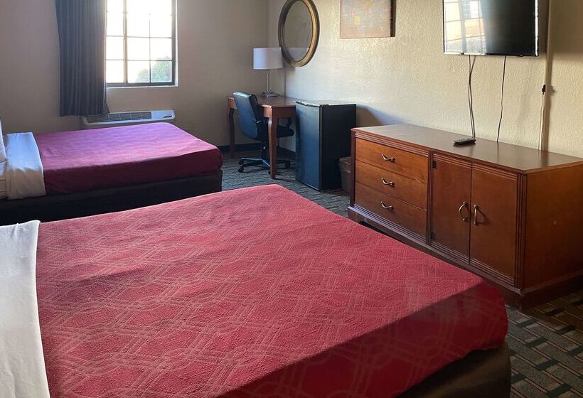 בית מלון כפרי Econo Lodge