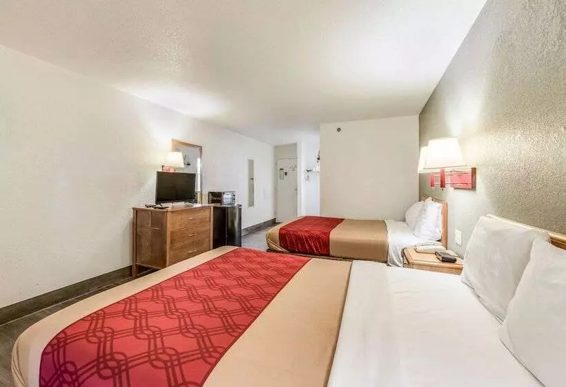 בית מלון כפרי Econo Lodge Truman Inn