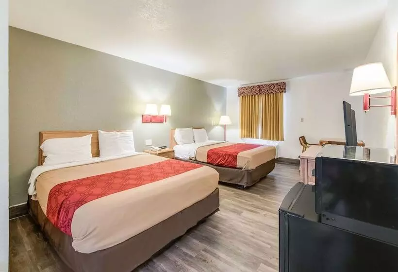 בית מלון כפרי Econo Lodge Truman Inn