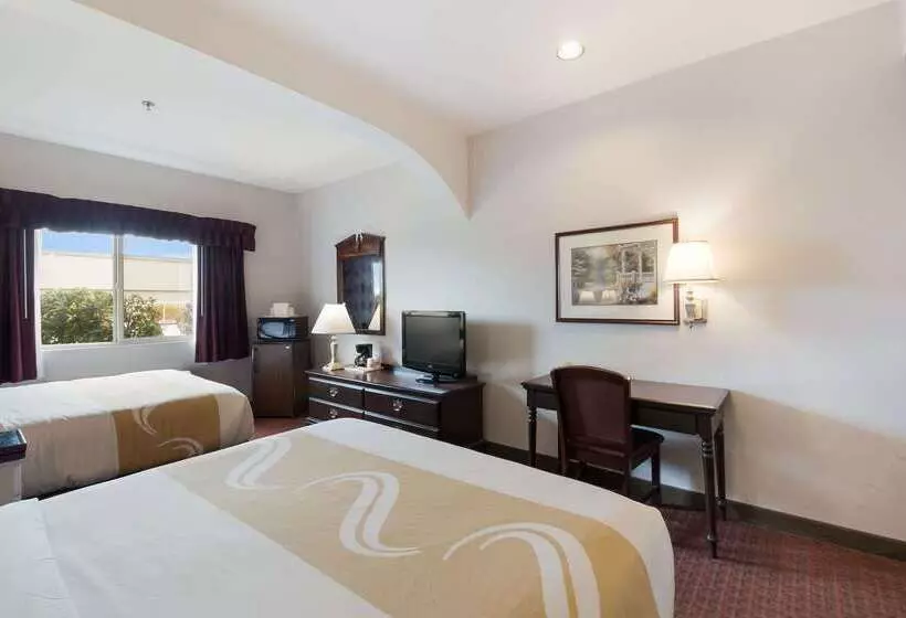Отель Quality Inn Grand Suites Bellingham
