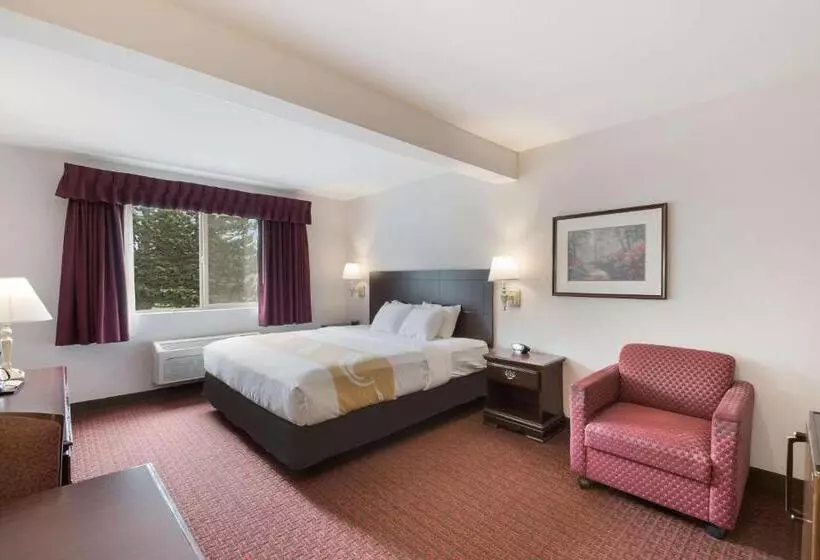 Отель Quality Inn Grand Suites Bellingham