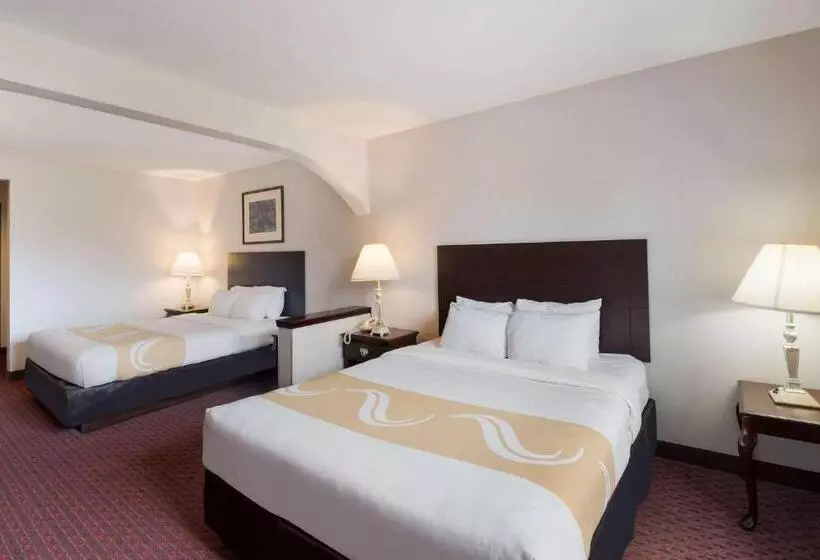 Отель Quality Inn Grand Suites Bellingham