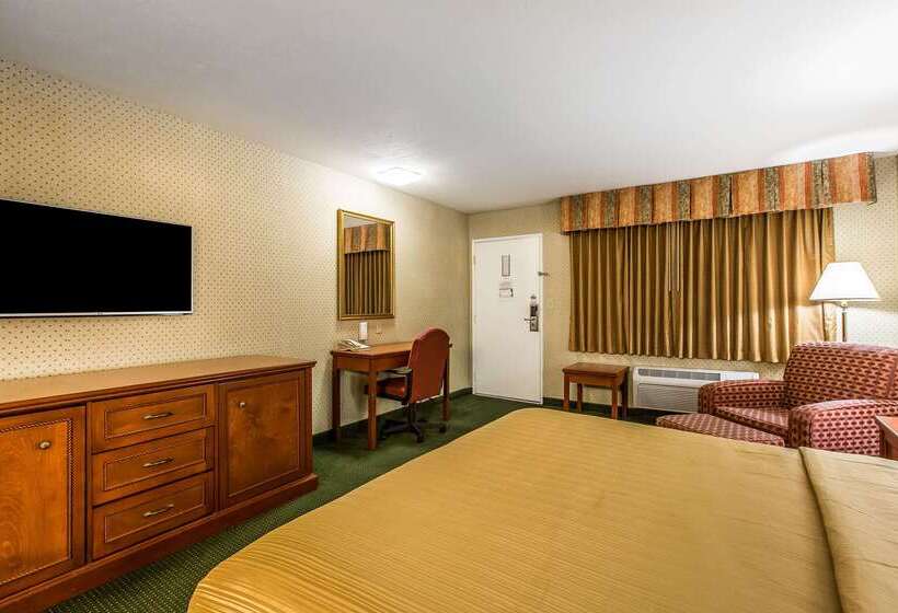 Отель Quality Inn Near China Lake Naval Station
