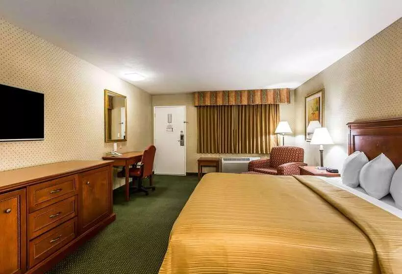 ホテル Quality Inn Near China Lake Naval Station