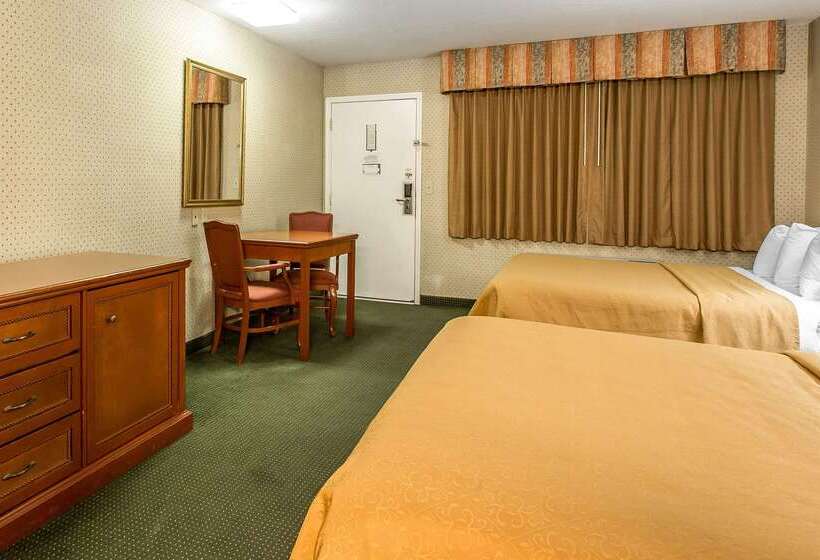 Отель Quality Inn Near China Lake Naval Station