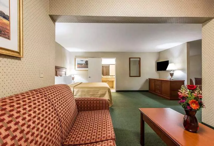 ホテル Quality Inn Near China Lake Naval Station