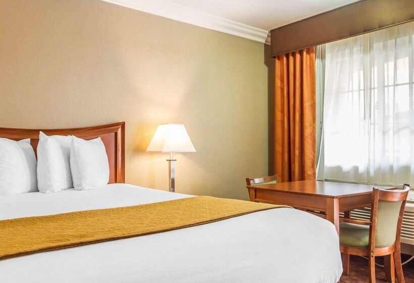 هتل Quality Inn Sacramento Convention Center