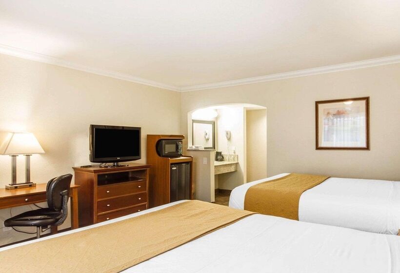 هتل Quality Inn Sacramento Convention Center