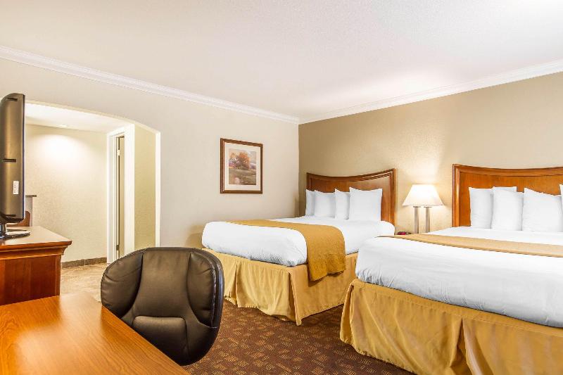 هتل Quality Inn Sacramento Convention Center