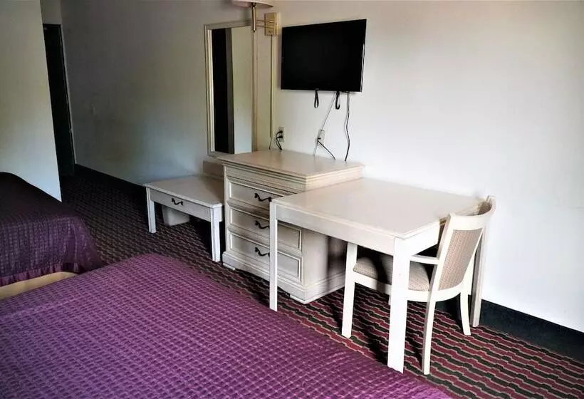 فندق Quality Quarters Inn