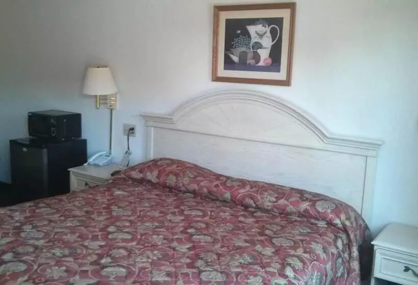 فندق Quality Quarters Inn