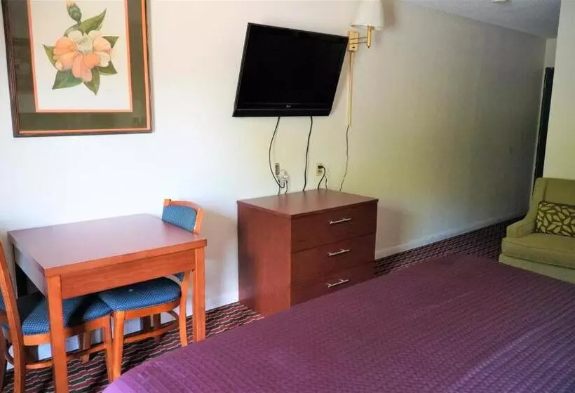 فندق Quality Quarters Inn