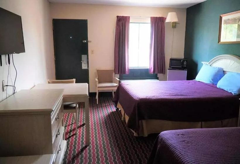 فندق Quality Quarters Inn