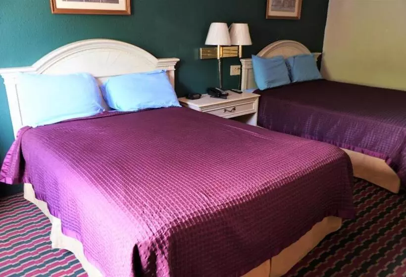 فندق Quality Quarters Inn