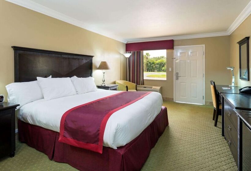 בית מלון כפרי Ramada By Wyndham Lake Placid