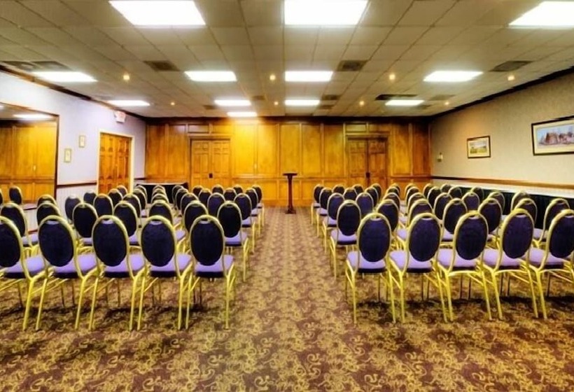 فندق Village Inn Clemmons Winston Salem, Trademark By Wyndham