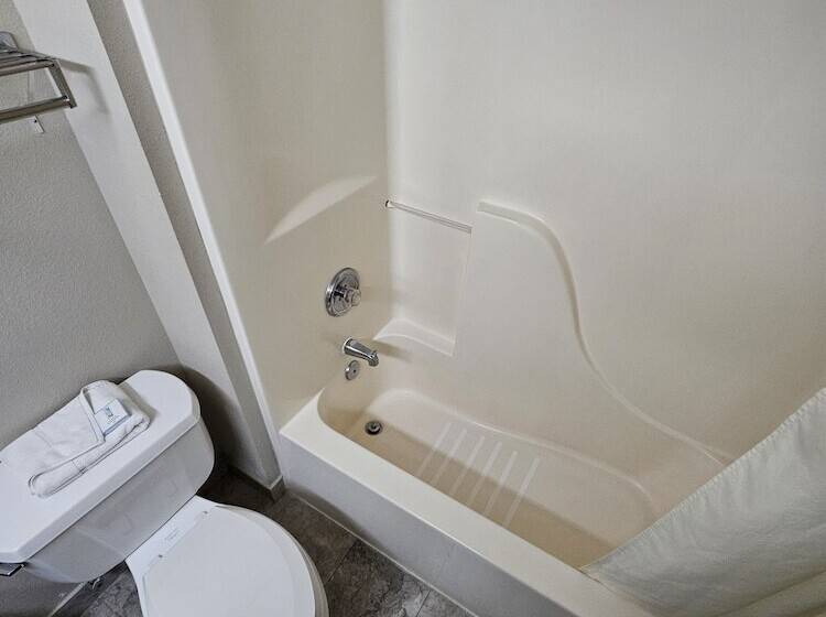 فندق Coratel Inn And Suites By Jasper Ocean Shores