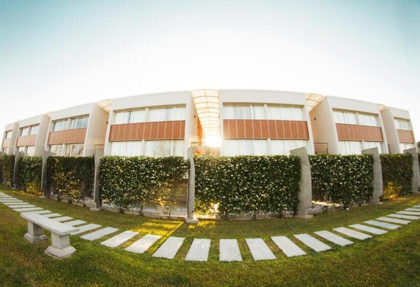 בית מלון כפרי Posada Maestosso