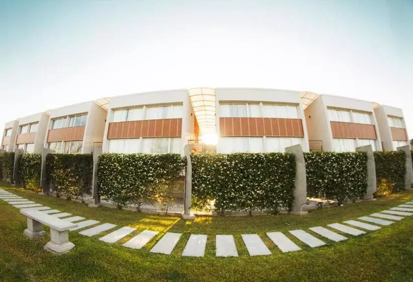 Hotelli Posada Maestosso