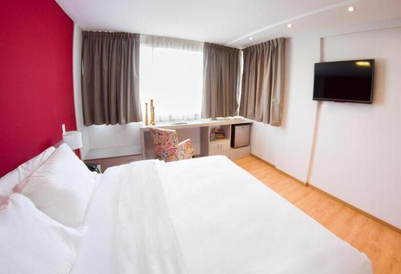 בית מלון כפרי Posada Maestosso