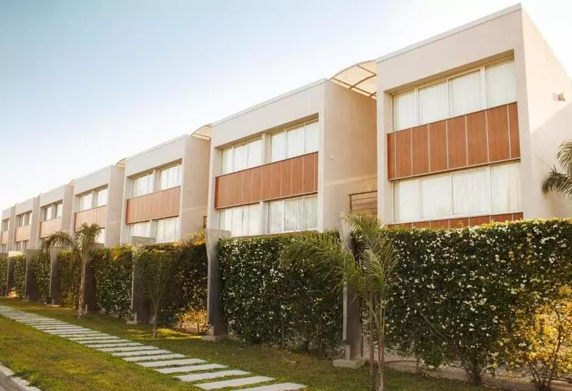 Hotelli Posada Maestosso