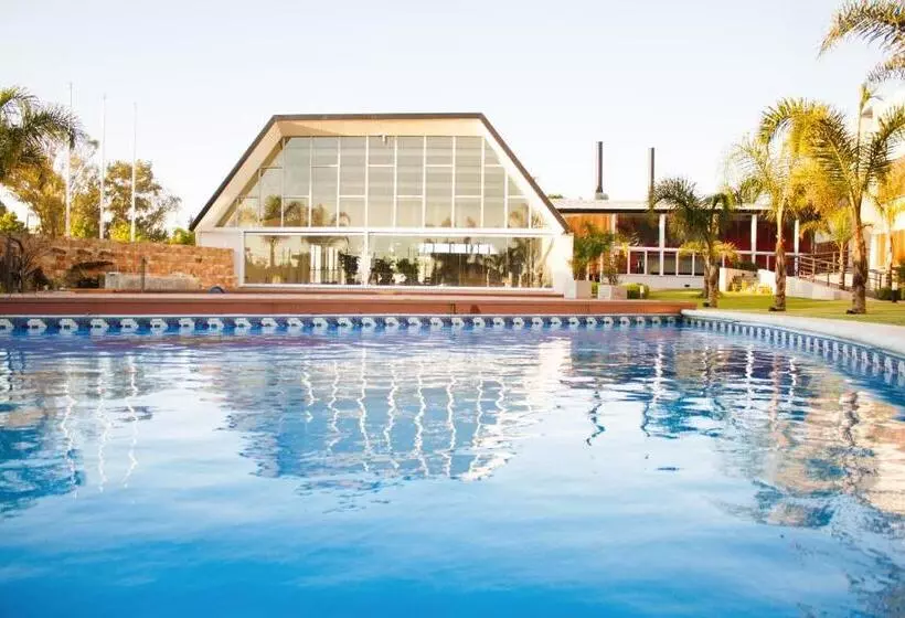 Hotelli Posada Maestosso