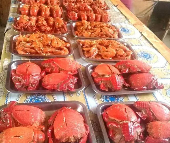 Blue Lagoon Inn And Restaurant, Pagudpud