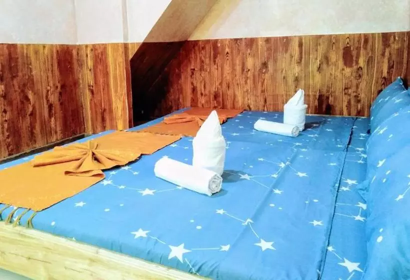 Blue Lagoon Inn And Restaurant, Pagudpud