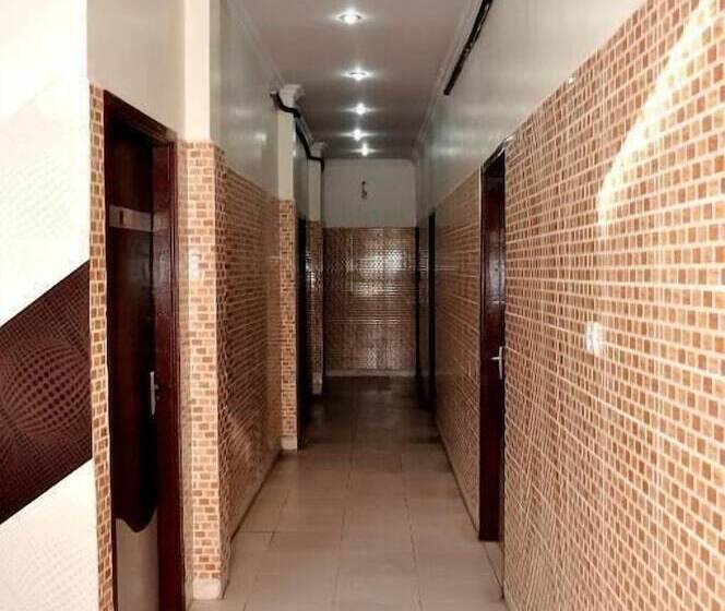 هتل Asha Guest House