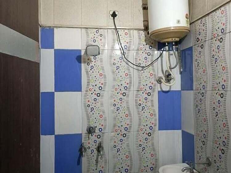 هتل Asha Guest House