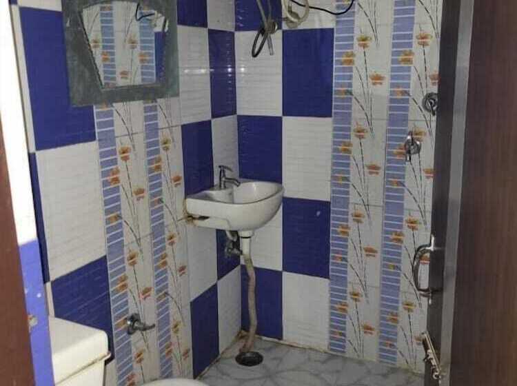 هتل Asha Guest House