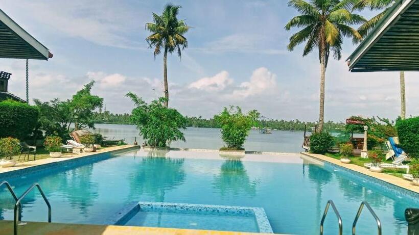 酒店 Sea Lagoon Health Resort