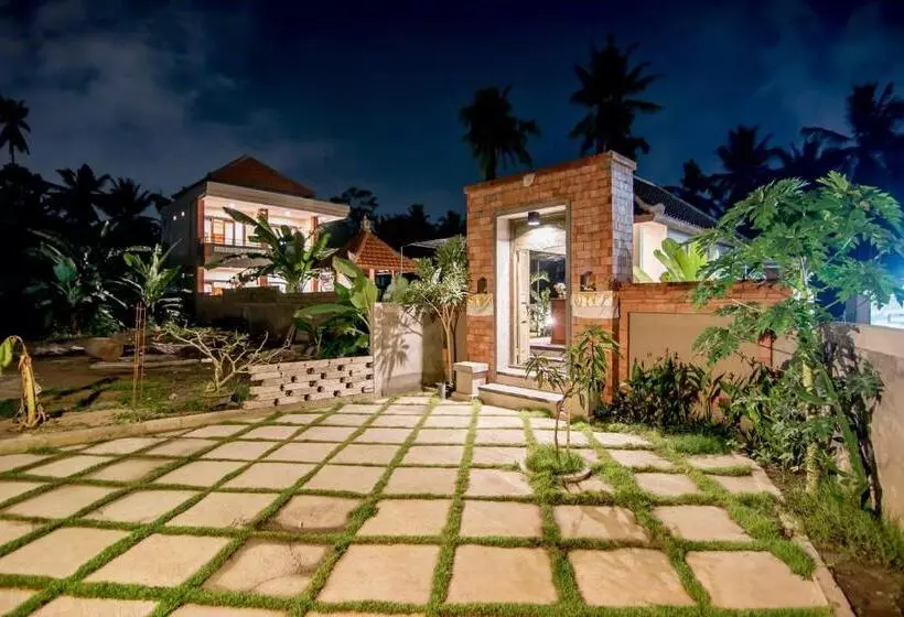 ホテル Umah Dangin Guest House