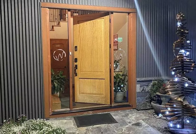 ペンション Wesbert Winery & Guest Suites