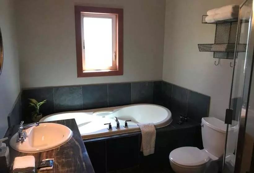 ペンション Wesbert Winery & Guest Suites