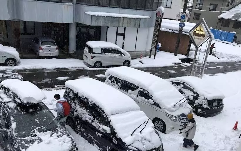 ペンション Snowhouse Memorie Hotel 石打丸山