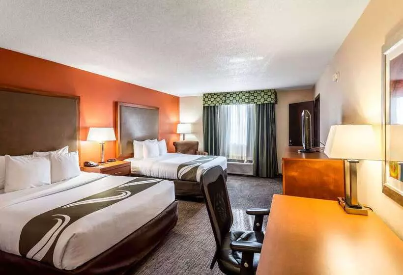 호텔 Comfort Inn & Suites Nashville Downtown   Stadium