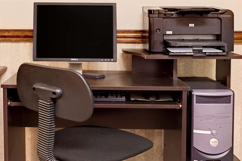 Отель Days Inn By Wyndham Adairsville