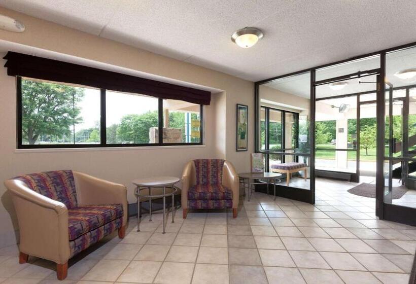 בית מלון כפרי Days Inn By Wyndham Monmouth Junction S Brunswick Princeton